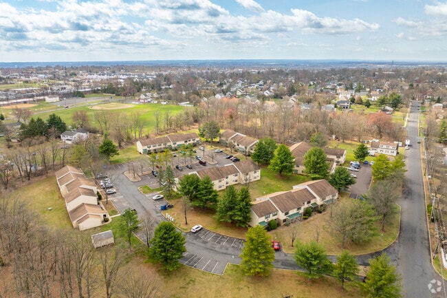 Aerial Photo - Summit Ridge Apartments