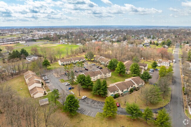 Foto aérea - Summit Ridge Apartments