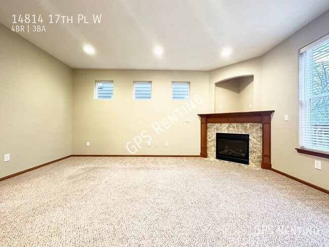 Foto del edificio - Beautiful Bed 4, Bath 2.5, home!