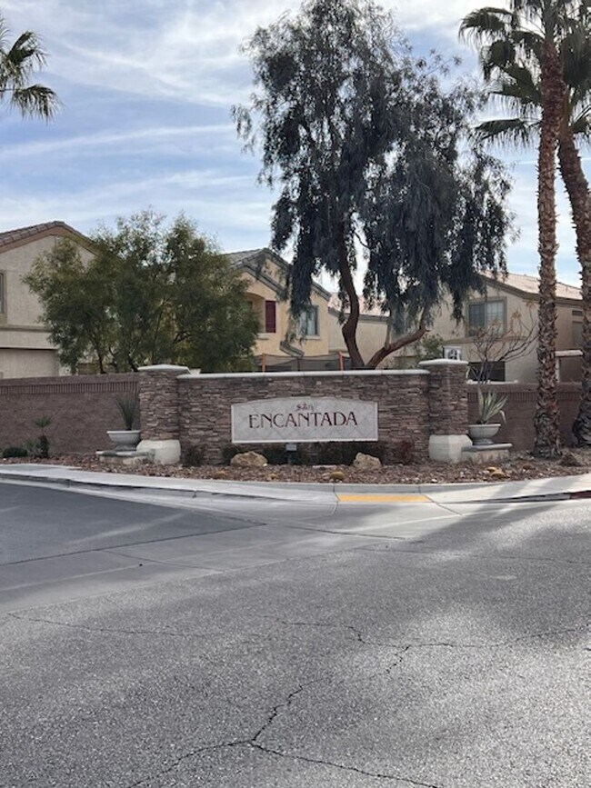 Foto del edificio - Gated Community - Southwest