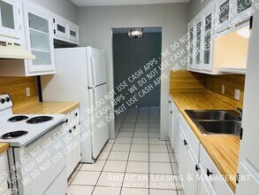 Building Photo - 1212 N Major Dr
