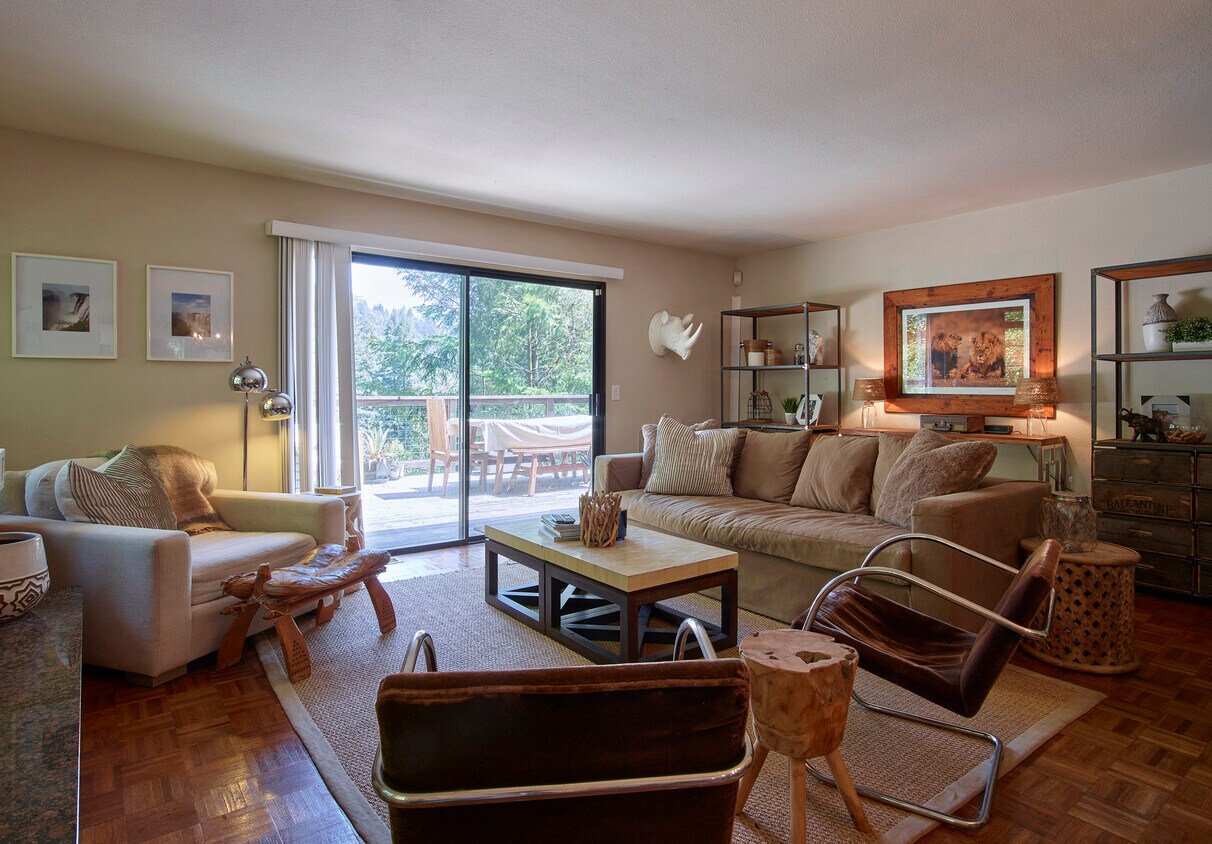 Foto principal - 17436 Summit Ave