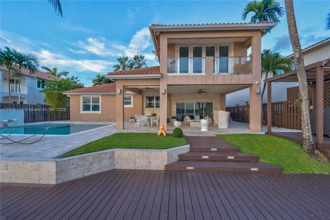 Foto del edificio - 6822 NW 112th Ave