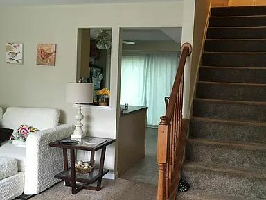 Building Photo - 872 Chestnut Tree Dr