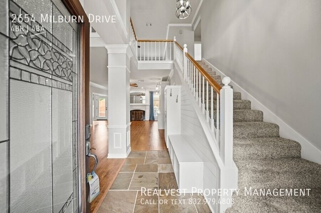 Building Photo - 2654 Milburn Dr