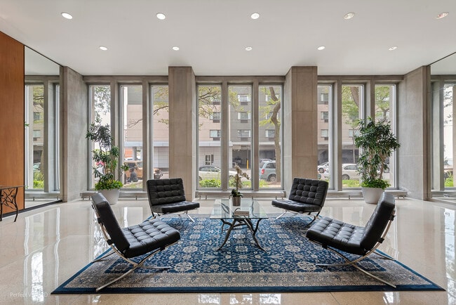 Building Photo - 4800 S Chicago Beach Dr