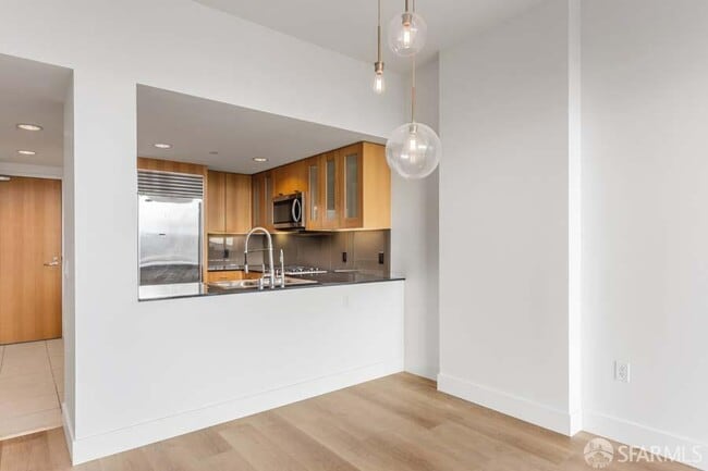 Foto del edificio - 333 1st St