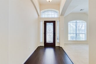 Building Photo - 2706 Night Song Dr