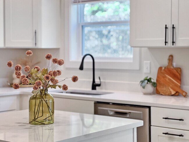 Foto del edificio - New Construction 3 Bedroom Home!