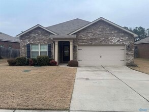 Building Photo - 115 Oak Terrace Ln