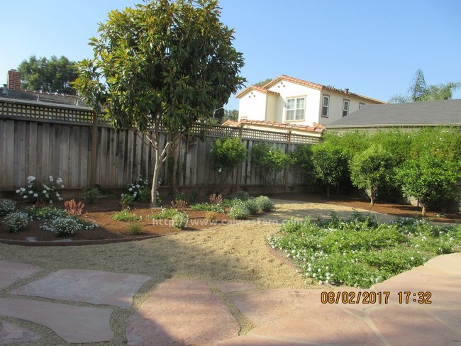 Building Photo - 1141 Willow Glen Way