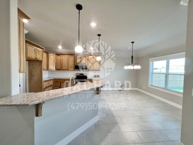 Building Photo - Single Family Home- Well-Sought After Well...