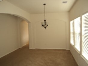 Building Photo - 21838 Grassy Hill Ln