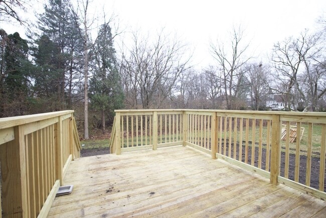 Building Photo - 16637 W Brockman Ave