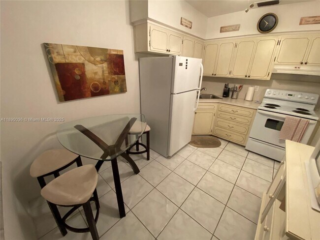 Foto del edificio - 1050 Atlantic Shores Blvd