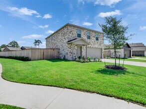 Building Photo - 921 Capracotta Dr