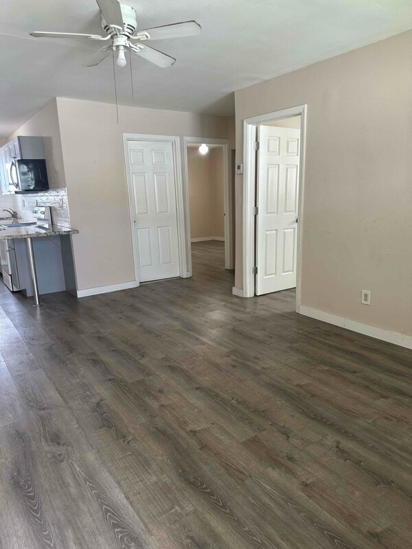 Foto del edificio - 2720 NW 13th St