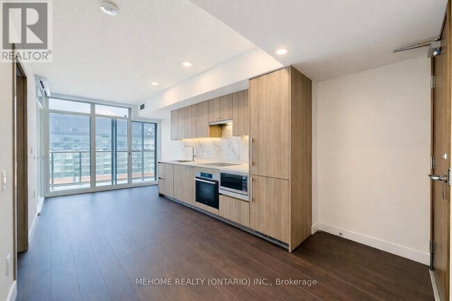 Building Photo - 3 Concord Cityplace Wy