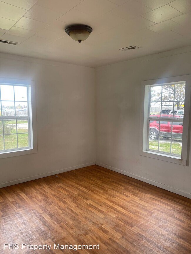 Foto del edificio - 2 br, 1 bath House - 3030 W Washita Street