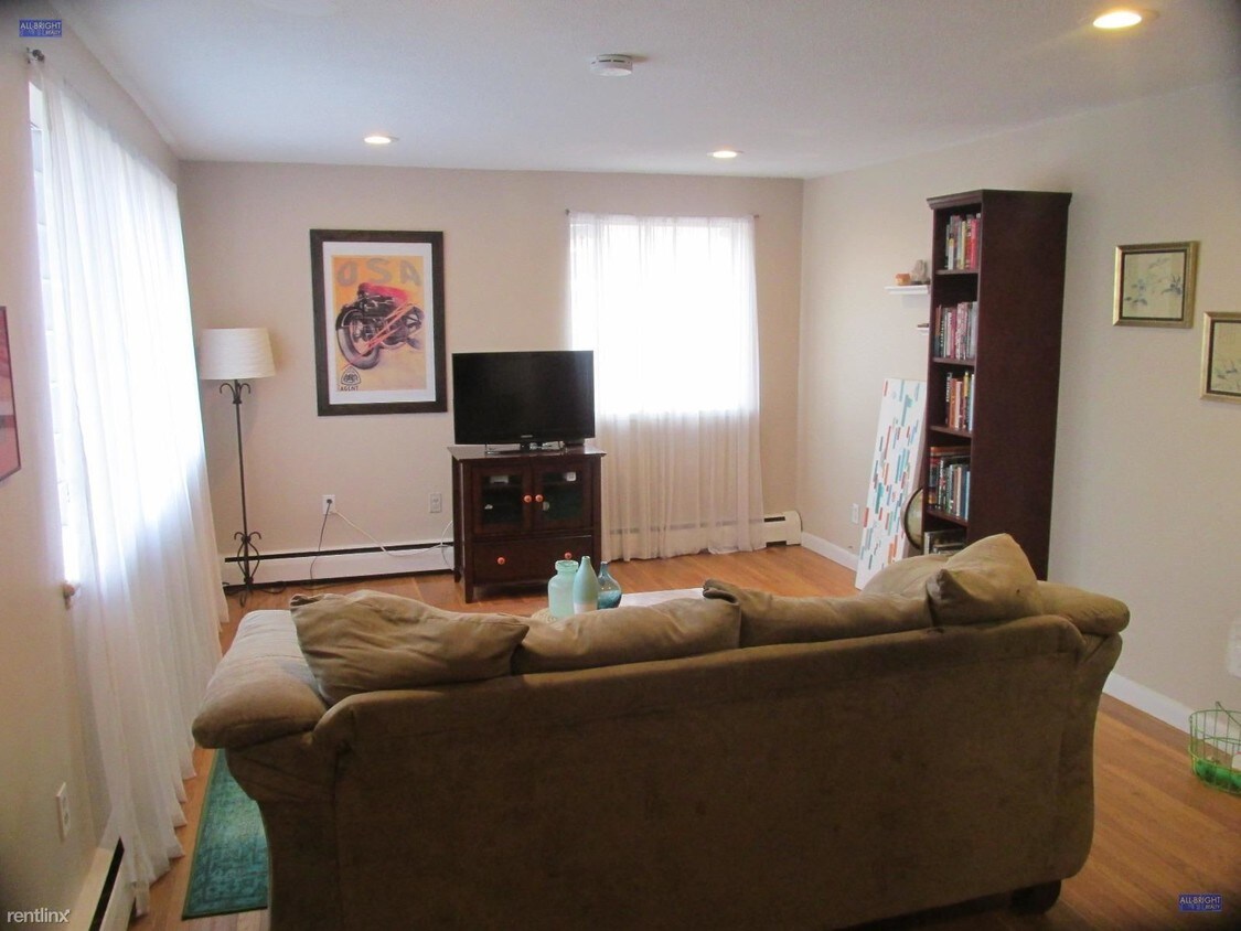 Primary Photo - 64 Allston St