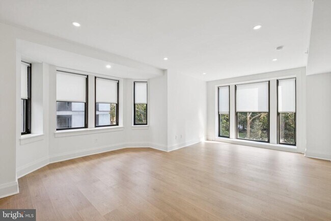 Foto del edificio - 135 S 19th St