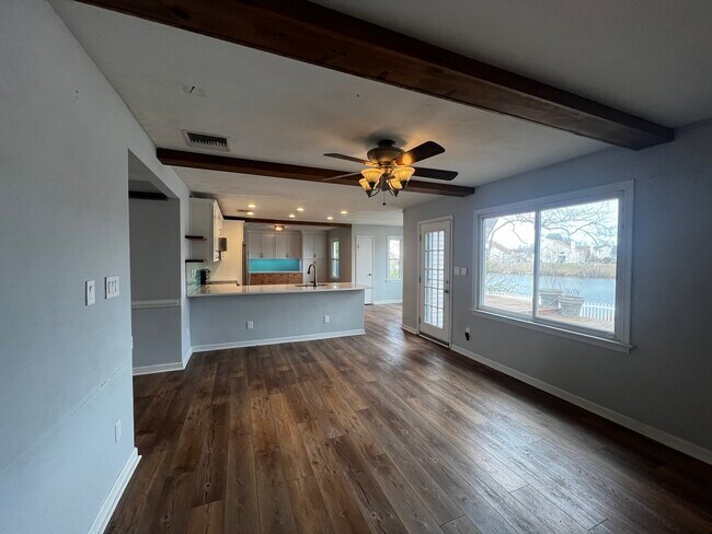 Foto del edificio - 3180 Winterberry Ln