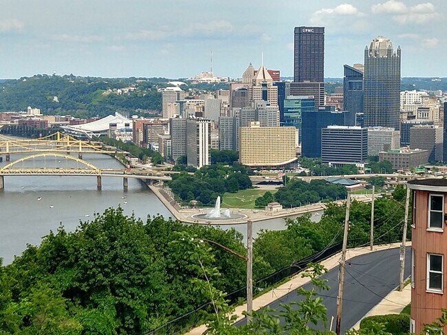 Foto del edificio - 1700 Grandview Ave