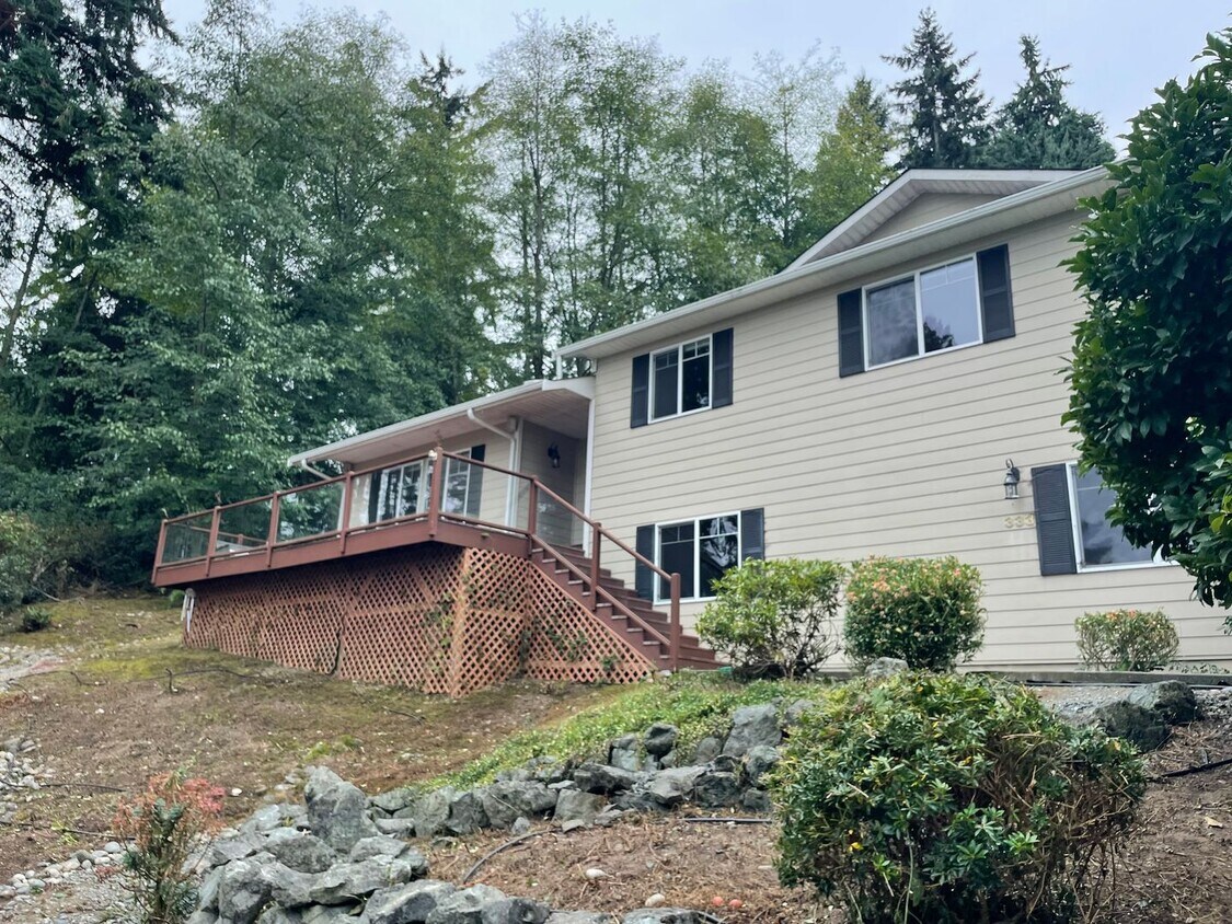 Primary Photo - Beautiful Penn Cove View Home Available Now!