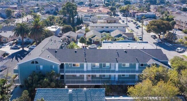 Foto del edificio - 1108 Termino Ave