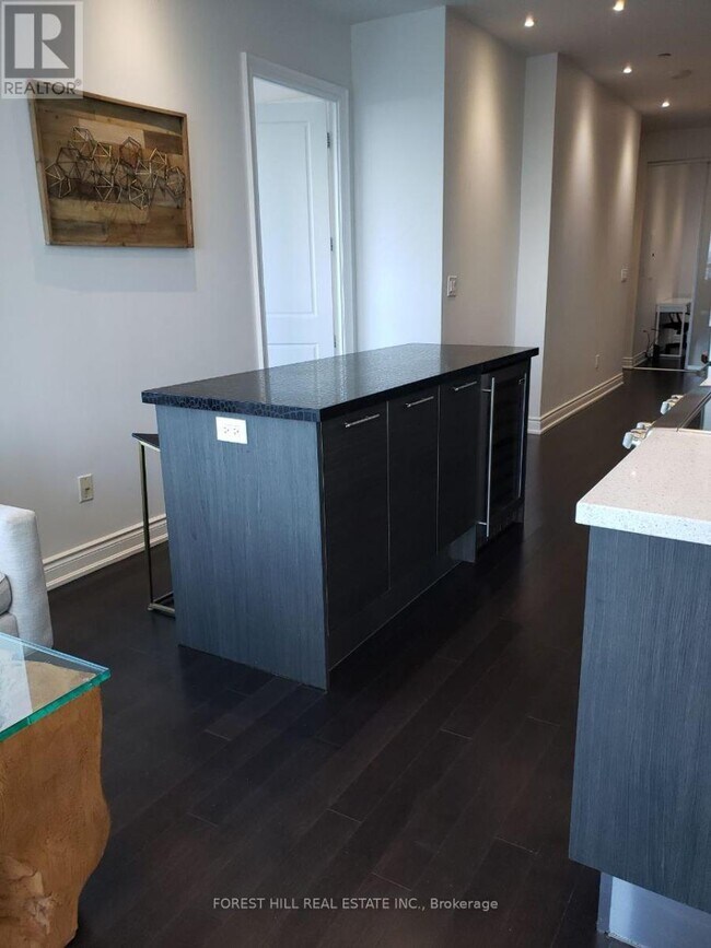 Photo du bâtiment - 388-7388 Yonge St