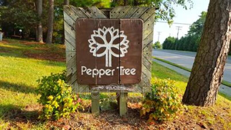 Foto principal - 3775 Guess Rd