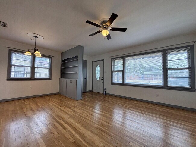 Foto del edificio - 1915 46th St