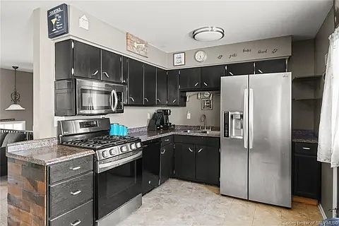 Foto del edificio - 120 Denny Dr