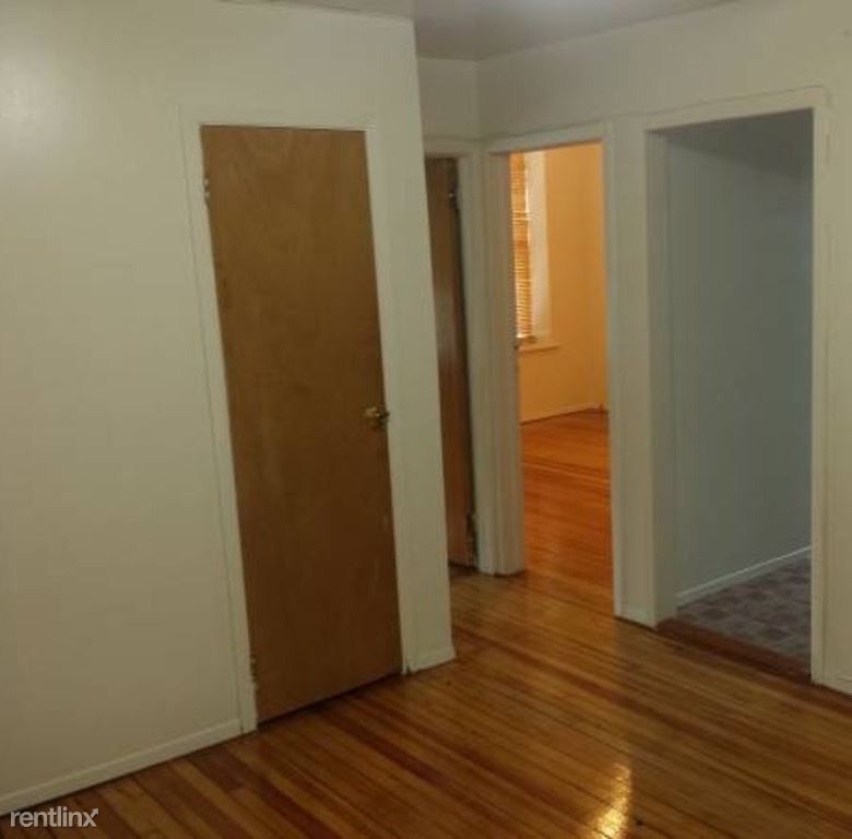 Building Photo - 7405 Ditmars Blvd