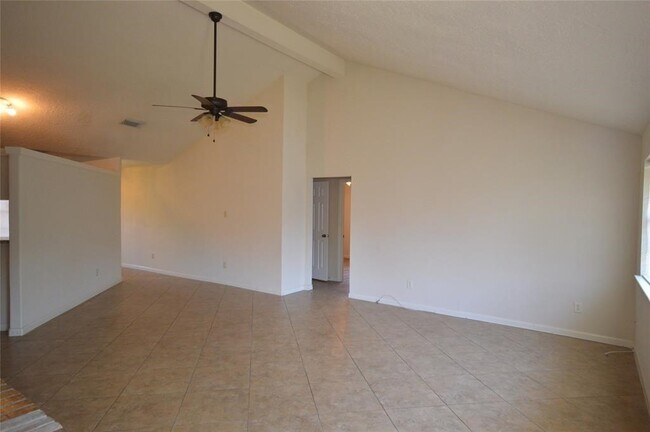 Foto del edificio - 2314 Crooked Ln