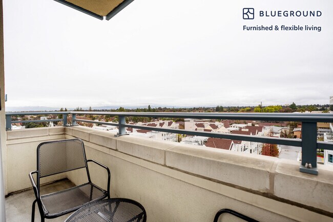 Foto del edificio - 2400 W El Camino Real