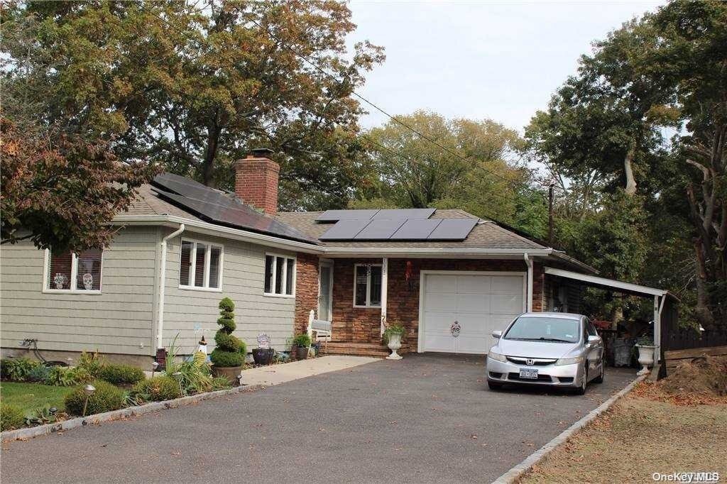 133 East Dr, Massapequa, NY 11758 House Rental in Massapequa, NY