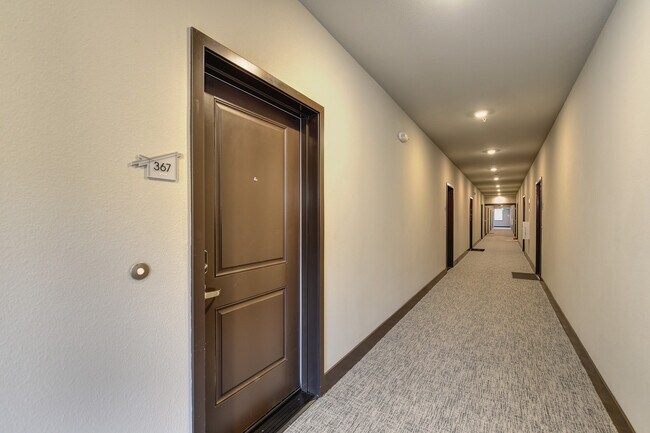 Building Photo - The Atherton