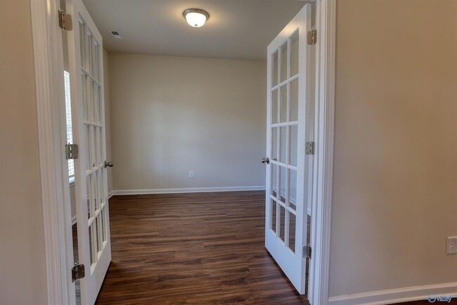 Building Photo - 13918 Hickory Brk Rd