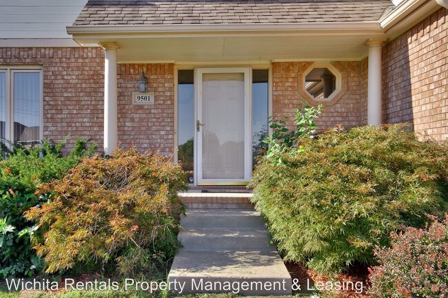 Foto del edificio - 5 br, 3.5 bath House - 9501 E. Stafford
