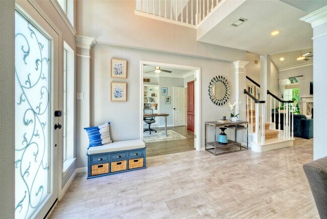 Foto del edificio - 3002 Barton Point Cir