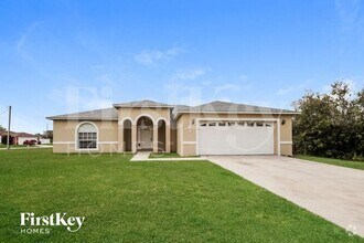 Building Photo - 761 Platypus Ct