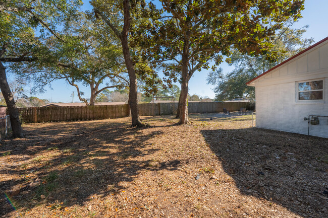 Building Photo - 301 Lula Belle Ln NW