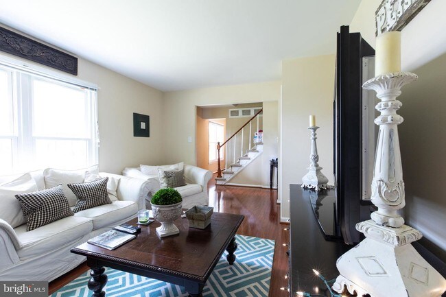 Foto del edificio - 2527 Lindley Terrace