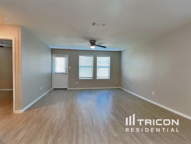 Foto del edificio - 10247 Devon Wheel St