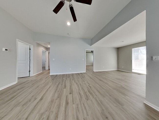 Foto del edificio - 21722 Southcreek Ct