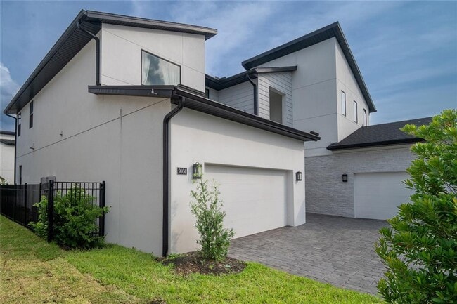 Foto del edificio - 9004 Santorini Dr