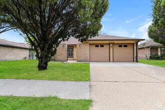 Building Photo - 14110 Magnolia Springs Dr