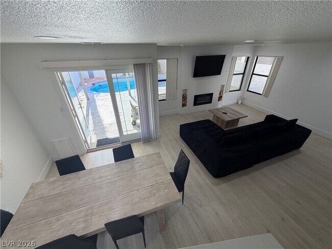 Foto del edificio - 3004 Ocean View Dr