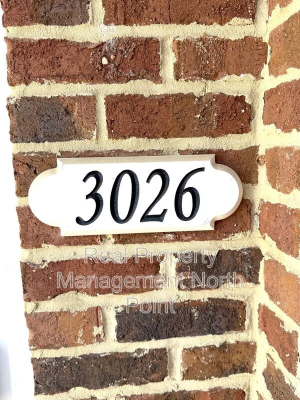 Foto del edificio - 3026 Eltham Pl